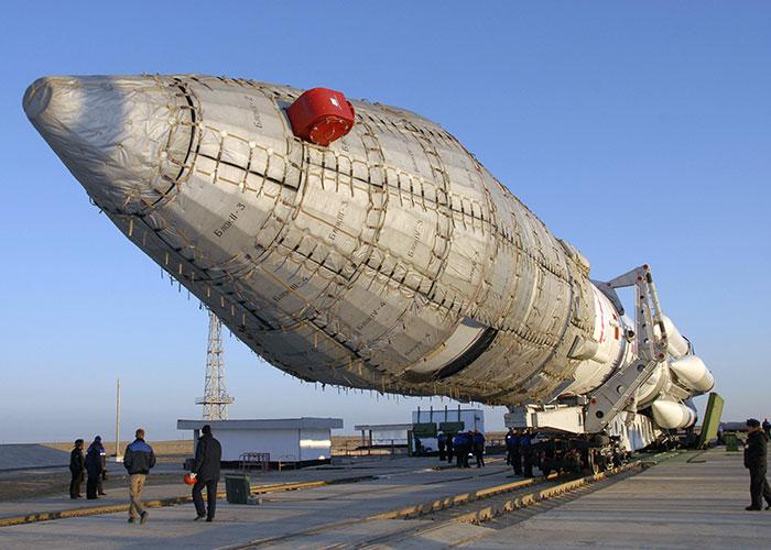 The Russian Proton was the only other rocket powerful enough to launch Rosetta