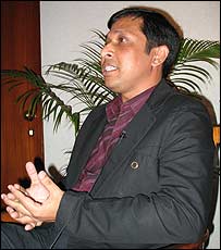 Sifayet Ullah, da Federação Internacional da Cruz Vermelha (Foto: Eric Brücher Camara)