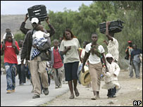 Người dân Naivasha bỏ nhà ra đi do các vụ bạo động