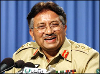 परवेज़ मुशर्रफ़ और मनमोहन सिंह