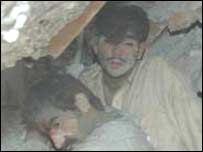 ملبوں کے اندر، ہر طرف یہی منظر ہے۔۔۔