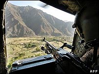 سرباز ناتو در افغانستان