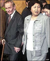 Charles Jenkins e a mulher, Hitomi Soga