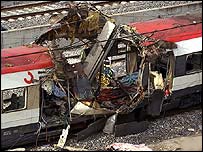 Trem em Madri destruído pelas bombas de 11 de março