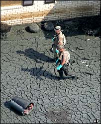 Militares em patrulha em Nova Orleans