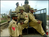 اہلکار  (فائل فوٹو)