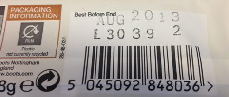 Food packaging with a 'best before' date on it