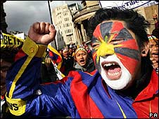 Biểu tình chống Trung Quốc ở London năm 2008