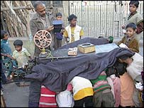 चलता फिरता सिनेमा घर