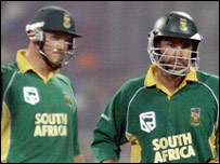 ग्रैम स्मिथ और एंड्रयू हॉल