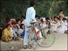 نازحون من مناطق القتال في باكستان