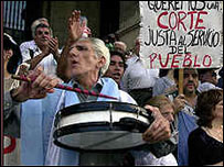 Manifestantes na Argentina