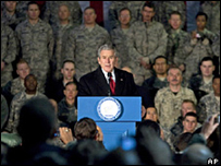 Bush Bagram hava üssünde