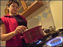 Ucraniana cozinhando