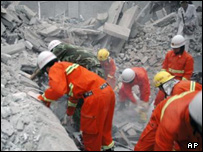 Çin'de kurtarma çalışmaları