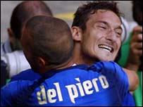 意大利托蒂攻破澳大利亚大门