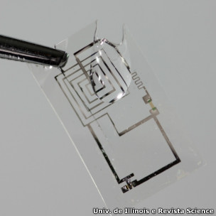 Eletrônico solúvel, em foto da Universidade de Illinois via revista Science