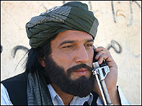 حشمت خان بازيگر نقش اول، کارگردان، نويسنده و تهيه کننده