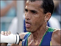 Vanderlei Cordeiro de Lima na maratona dos Jogos de Atenas