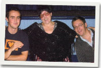 Hywel Griffiths, catrin dafydd (Evita Morgan) a iwan Rhys yng Nghlwb y Dwrlyn. 