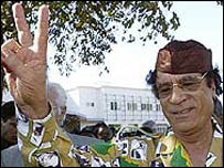 ليبی در ماه دسامبر سال گذشته ميلادی (2003) اعلام کرد که که در نظر دارد برنامه سلاحهای  کشتار جمعی خود را از بين ببرد