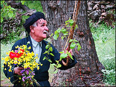 کاک  علی درنمایی از فیلم "با خدا می رقصم"ساخته هوشنگ میرزایی