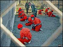 مظنونان به دست داشتن در عمليات تروريستی در زندان گوانتانامو نگهداری می شوند