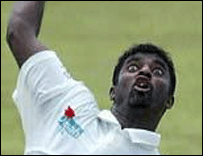 مرلی دھرن کا بالنگ ایکش نا قابلِ تقلید ہے