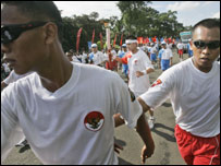 Ngọn đuốc Olympic đi qua Indonesia