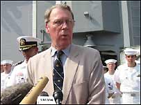 Đại sứ Mỹ Raymond Burghardt