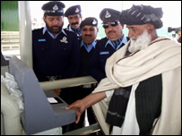 سرحد پر بائیو میٹرک نظام نصب 