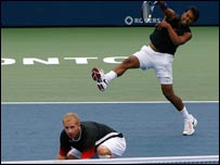 पेस और लूकस ड्लोही