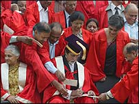 अमिताभ बच्चन