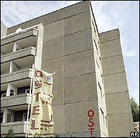 Ostel, khách sạn đầu tiên mang chủ đề về Đông Đức