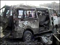 اطلاعات کے مطابق دھماکے میں کم و بیش چالیس گاڑیاں تباہ ہوئیں