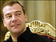 Việc ông Medvedev quyết định thăm Trung Quốc cho thấy Nga đang muốn tìm kiếm những đồng minh mới.