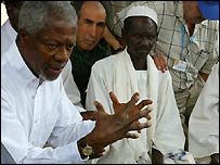 BM Genel Sekreteri Kofi Annan Darfur'da