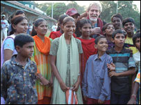 بچوں کےدرمیان کرکٹ برائے امن 