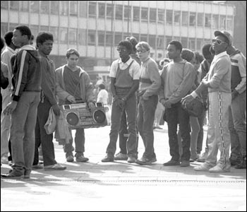 Nottingham in the 1980s - Hanging out in Old Market Square
