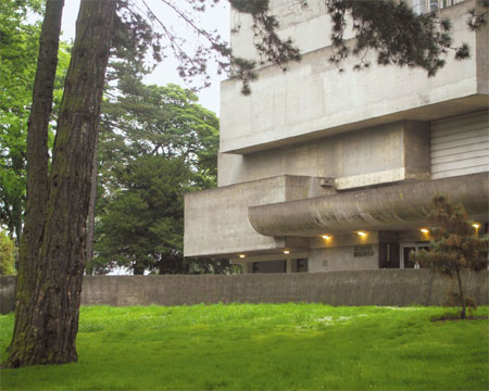 The Ulster Museum, Belfast by Mary McIntyre