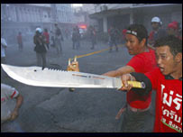 Ủng hộ viên áo đỏ thân Thaksin