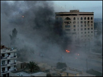 Gần như không có ngày nào không có bạo động