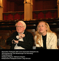Wolfgang e Katharina Wagner no pôster do Festival Richard Wagner de Bayreuth