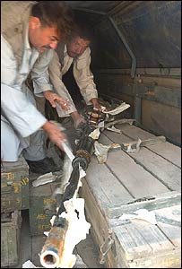 جمع آوری سلاح در افغانستان