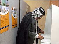 Avustralya'da oy kullanan bir Iraklı