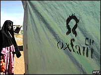 Oxfam'ın Sudan'daki yardım çadırı