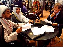 Konferansa katılan delegeler