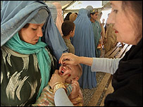 واکسیناسیون فلج کودکان در افغانستان (عکس از آرشیو)