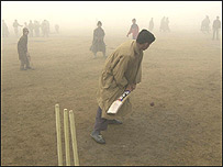 कोहरे में खेल