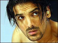 John Abraham to star in flick with an alien twist